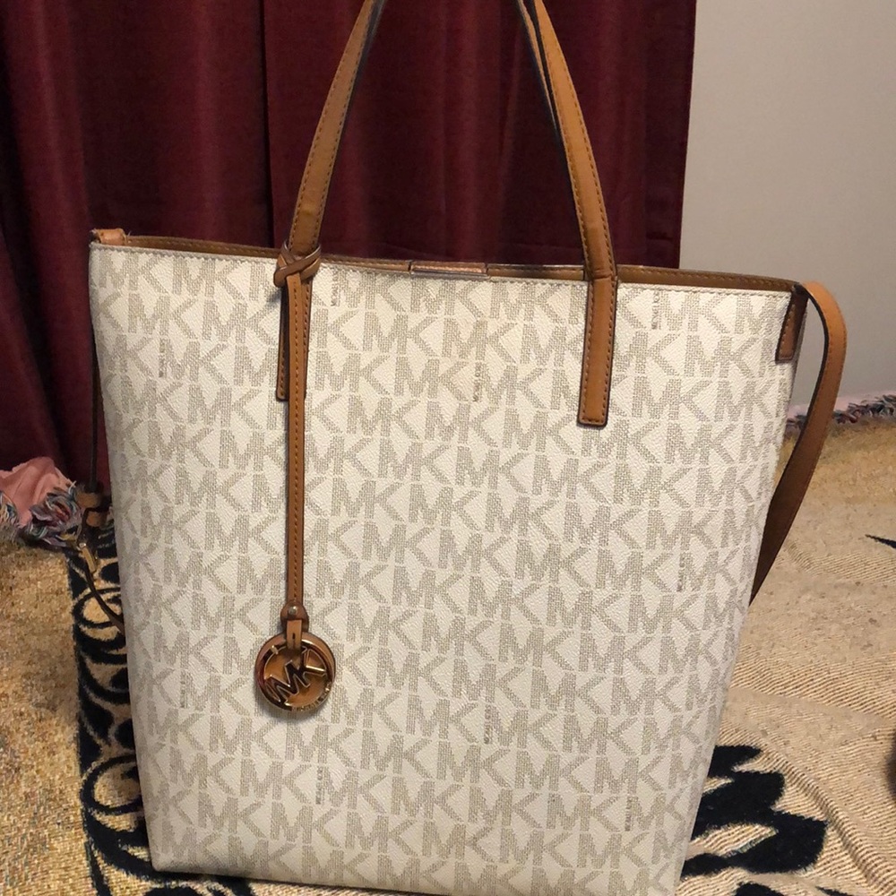 Michael kors large purse